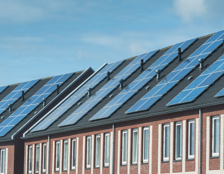 Daken met zonnepanelen