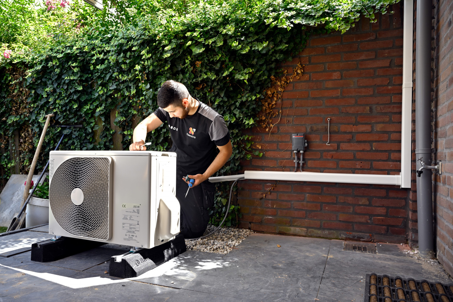 Monteur - installatie buiten-unit warmtepomp