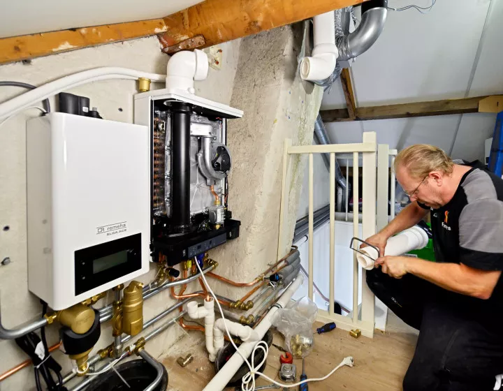 BvOF 2022 0628 AXF installatie warmtepomp in huurwoning